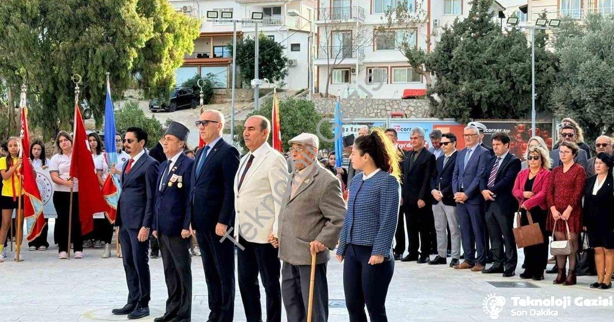 "Datça'da Öğretmenler Günü Coşkuyla Kutlandı" başlıklı haber için fotorealistik, profesyonel bir hab