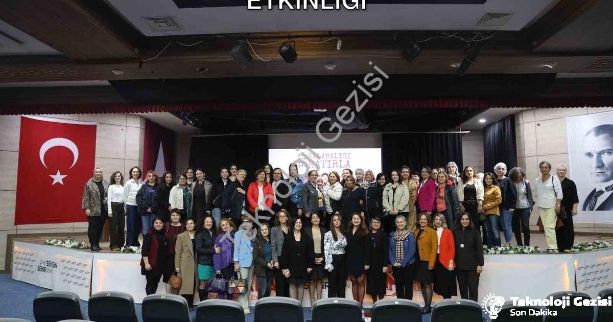 "Manisa'da Belgesel Gösterimi ve Söyleşi Etkinliği" başlıklı haber için fotorealistik, profesyonel b