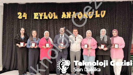 Muhtardan 24 Kasım’da Öğretmenlere Plaketli Sürpriz