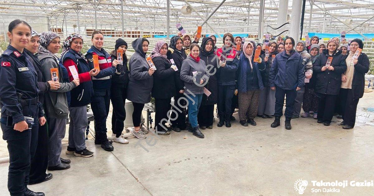 "Kütahya Simav’da Teknoloji Destekli Güvenlik: 54 Kadına KADES Eğitimi Verildi" başlıklı haber için